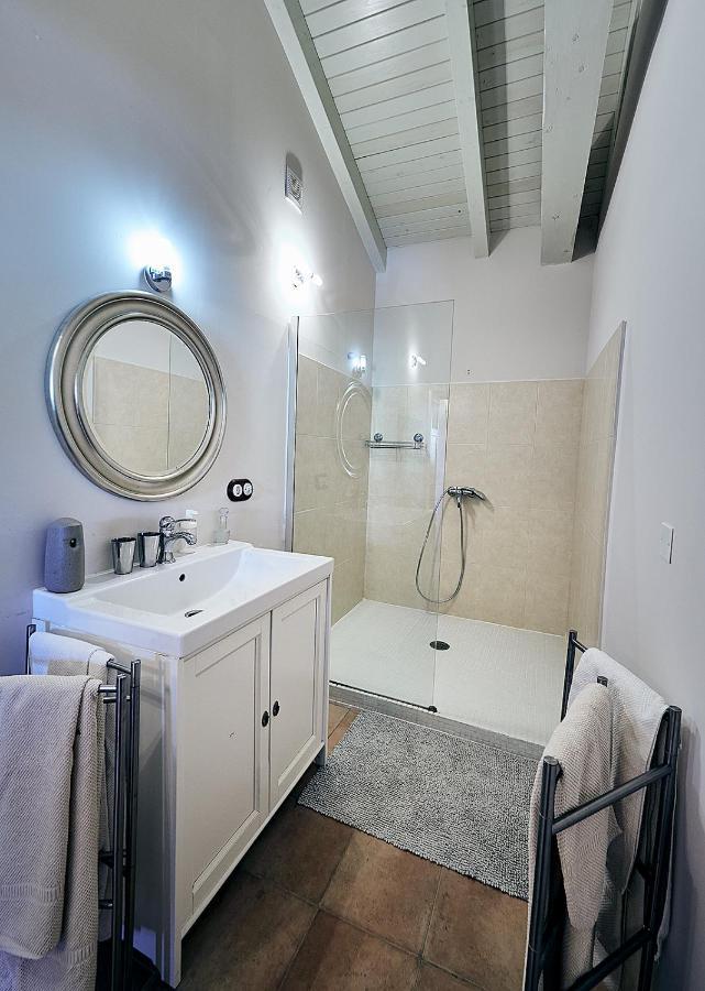 Pazo De Lemaio Guest House Laracha Luaran gambar